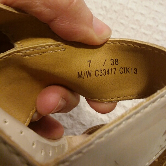 Born Concepts Cream Patent Wedges - Picture 7 of 8